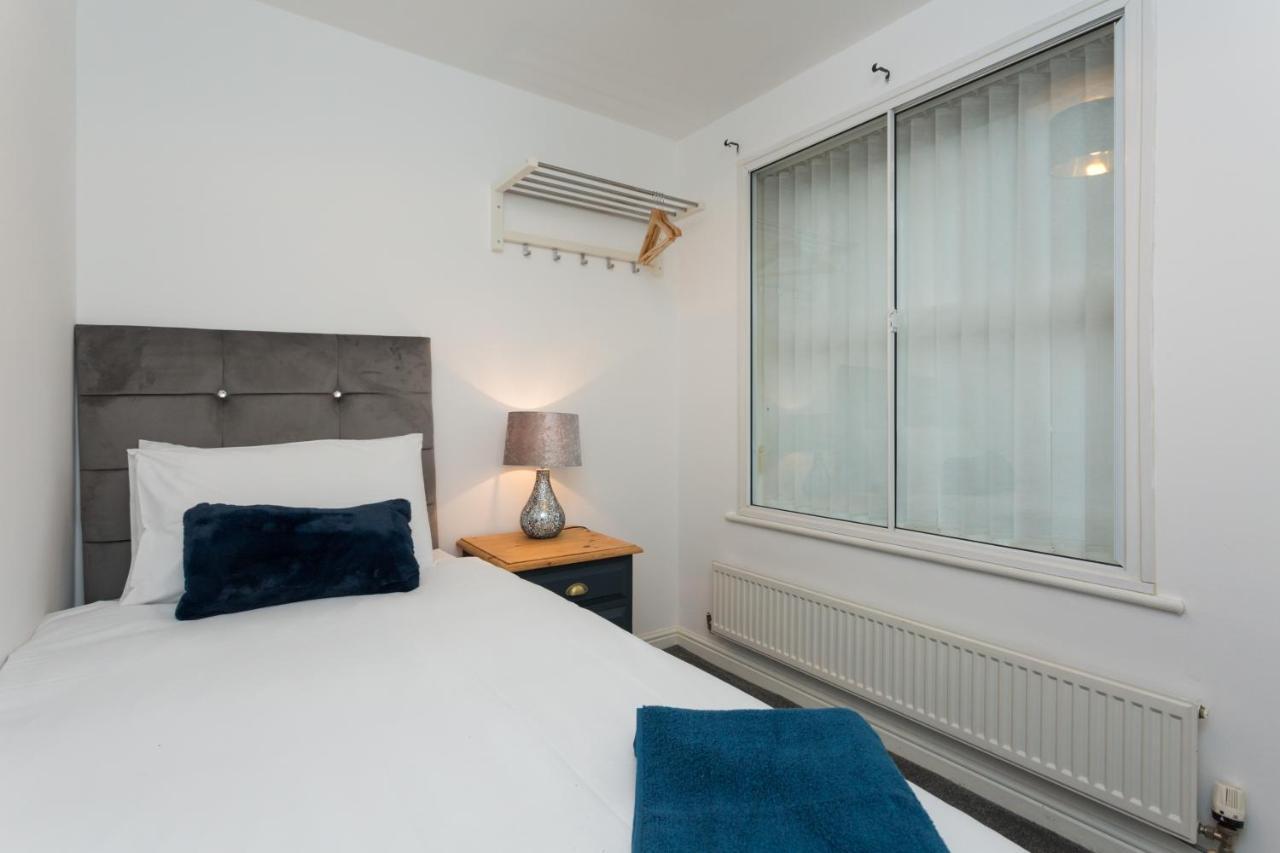 Great Park Townhouse Villa Престън Екстериор снимка