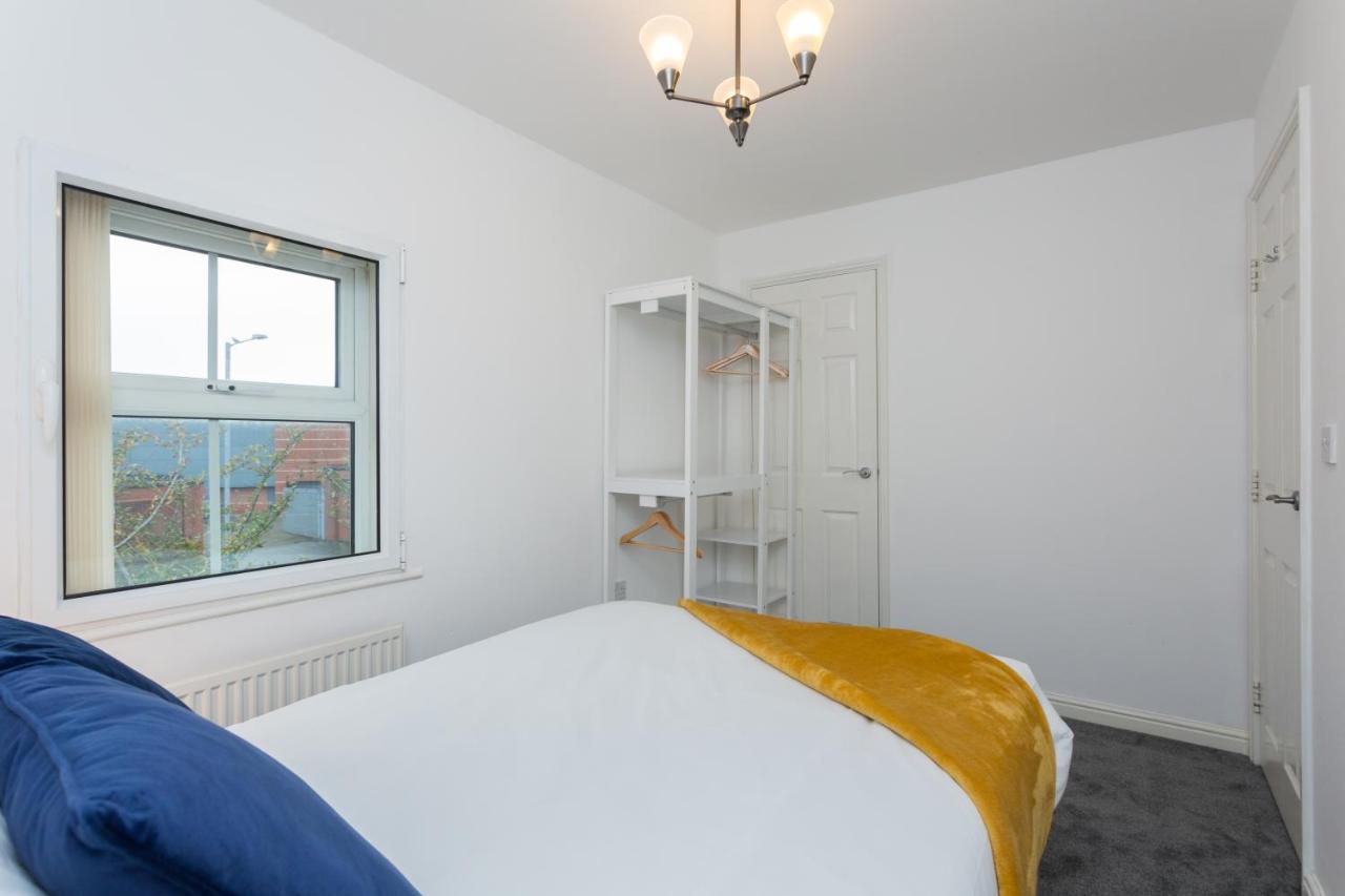 Great Park Townhouse Villa Престън Екстериор снимка